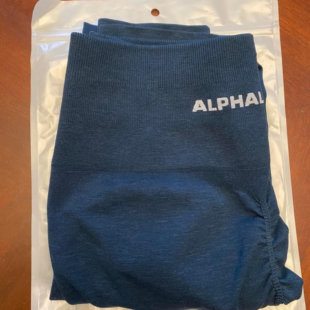 ISO TRADE! - Picture 2 of 2